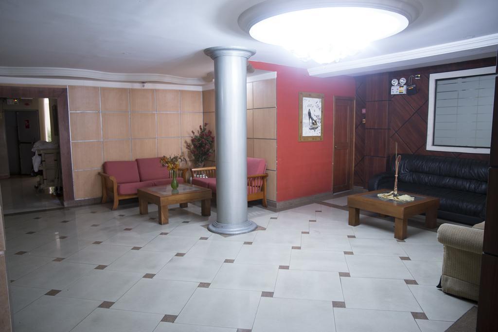 Tropical Inn Hotel Guayaquil Exterior photo